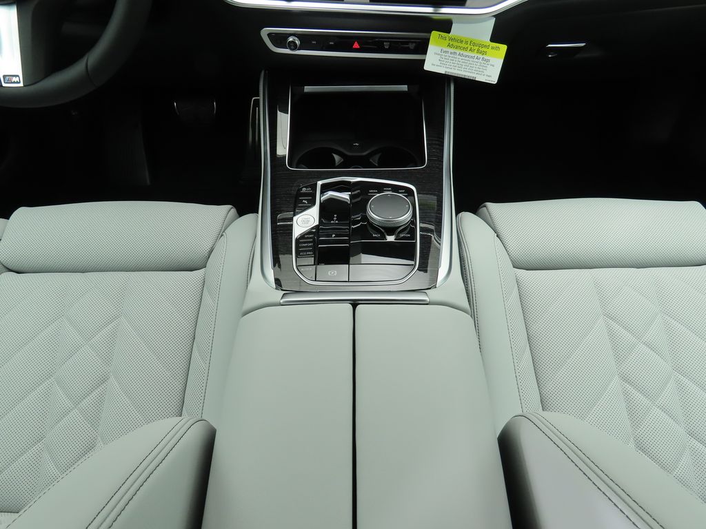 Thumbnail: 2026 BMW X5 - 16