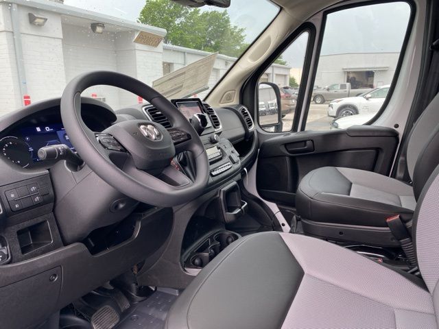 2024 Ram ProMaster 2500 High Roof 12