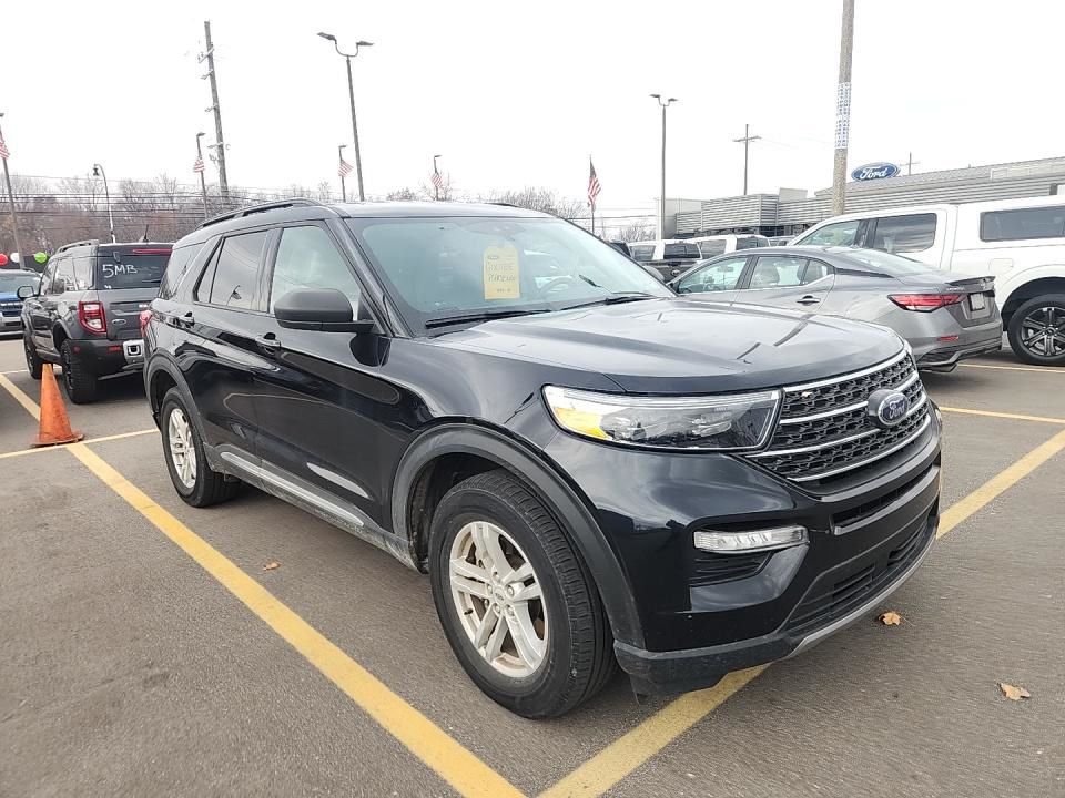 2023 Ford Explorer XLT