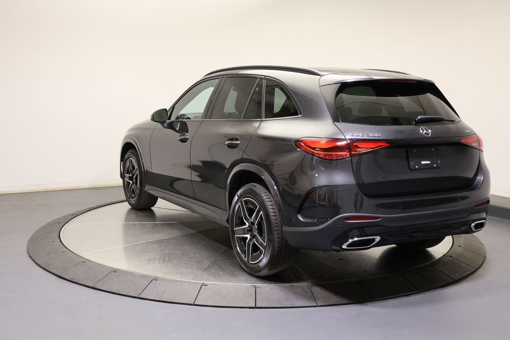 Thumbnail: 2027 Mercedes-Benz GLC - 5