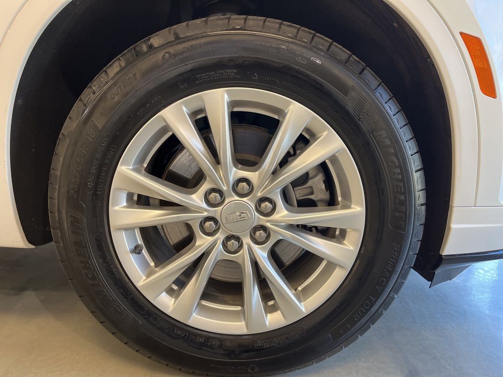 used 2024 Cadillac XT6 car, priced at $36,400