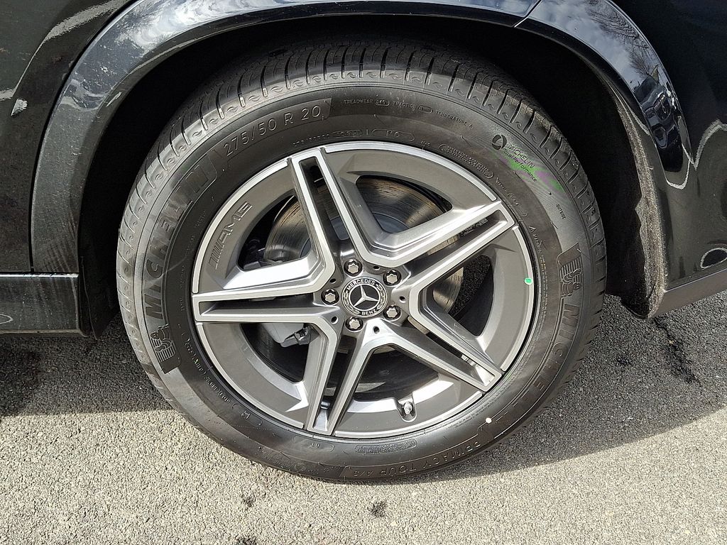 Thumbnail: 2026 Mercedes-Benz GLE - 5