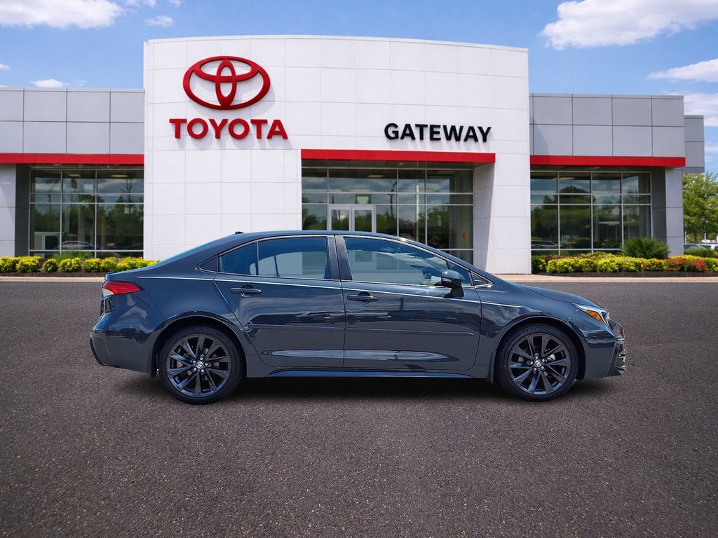Thumbnail: 2024 Toyota Corolla - 4