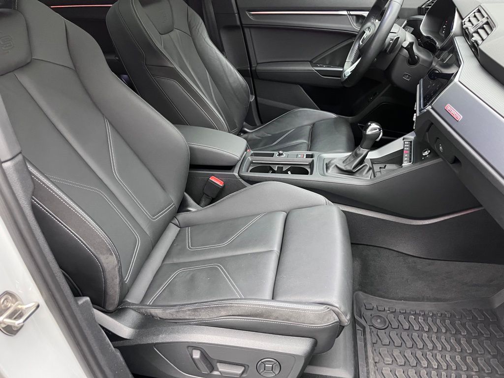 2020 Audi Q3 Prestige 26