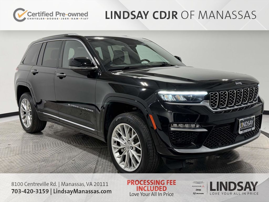 Diamond Black Crystal Pearlcoat 2022 Jeep Grand Cherokee Summit 4WD SUV / Crossover Four-Wheel Drive 8-Speed Automatic