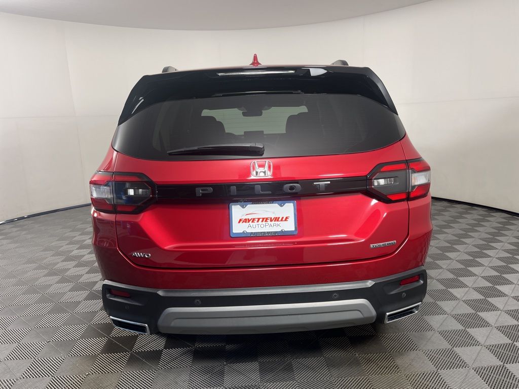 Thumbnail: 2023 Honda Pilot - 4