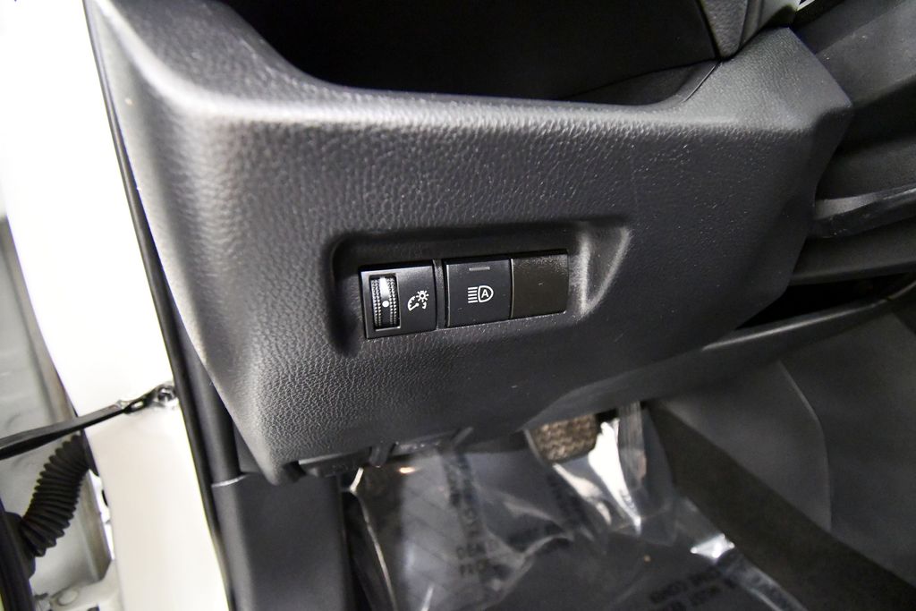 Used 2021 Toyota RAV4 SUV