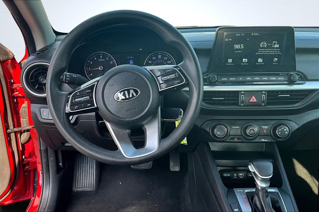 2021 Kia Forte LXS - 7