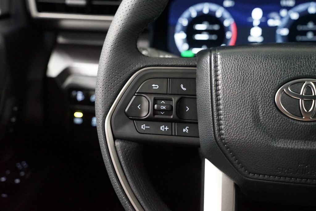 Thumbnail: 2026 Toyota 4Runner - 15