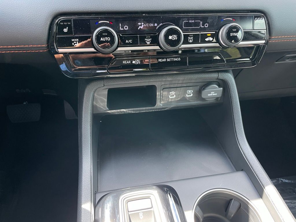 Thumbnail: 2026 Honda Pilot - 19