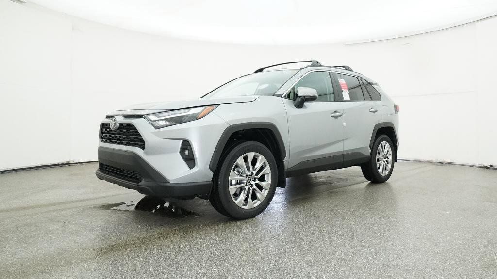 Thumbnail: 2025 Toyota RAV4 - 20