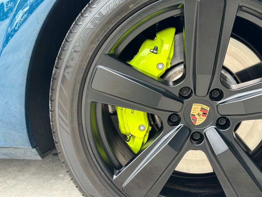 Thumbnail: 2025 Porsche  - 15