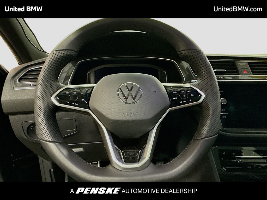 Thumbnail: 2022 Volkswagen Tiguan - 6