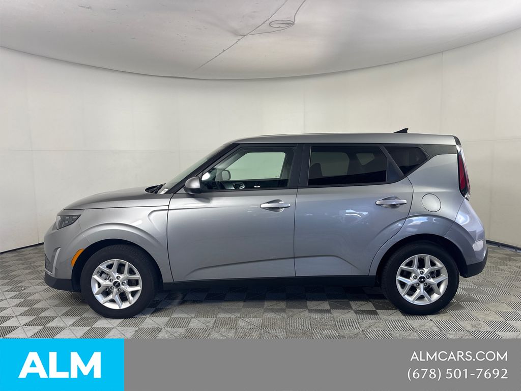 Used 2025 Gray Kia LX image 10