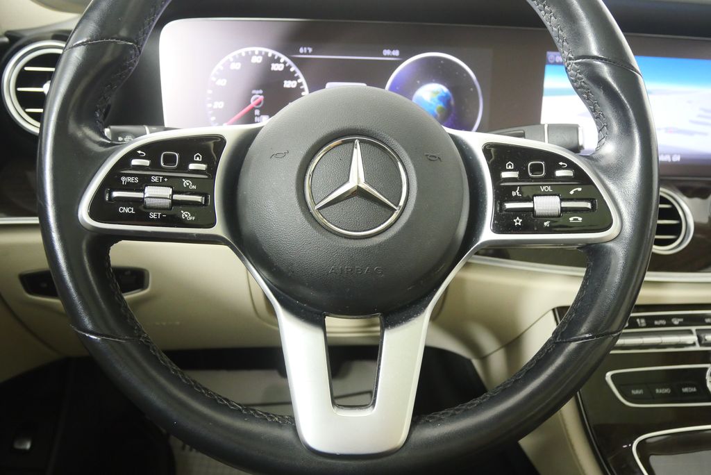 Thumbnail: 2020 Mercedes-Benz E-Class - 19