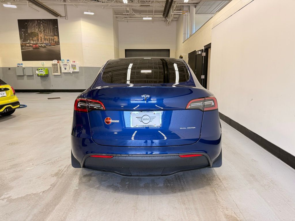 2023 Tesla Model Y Long Range 4