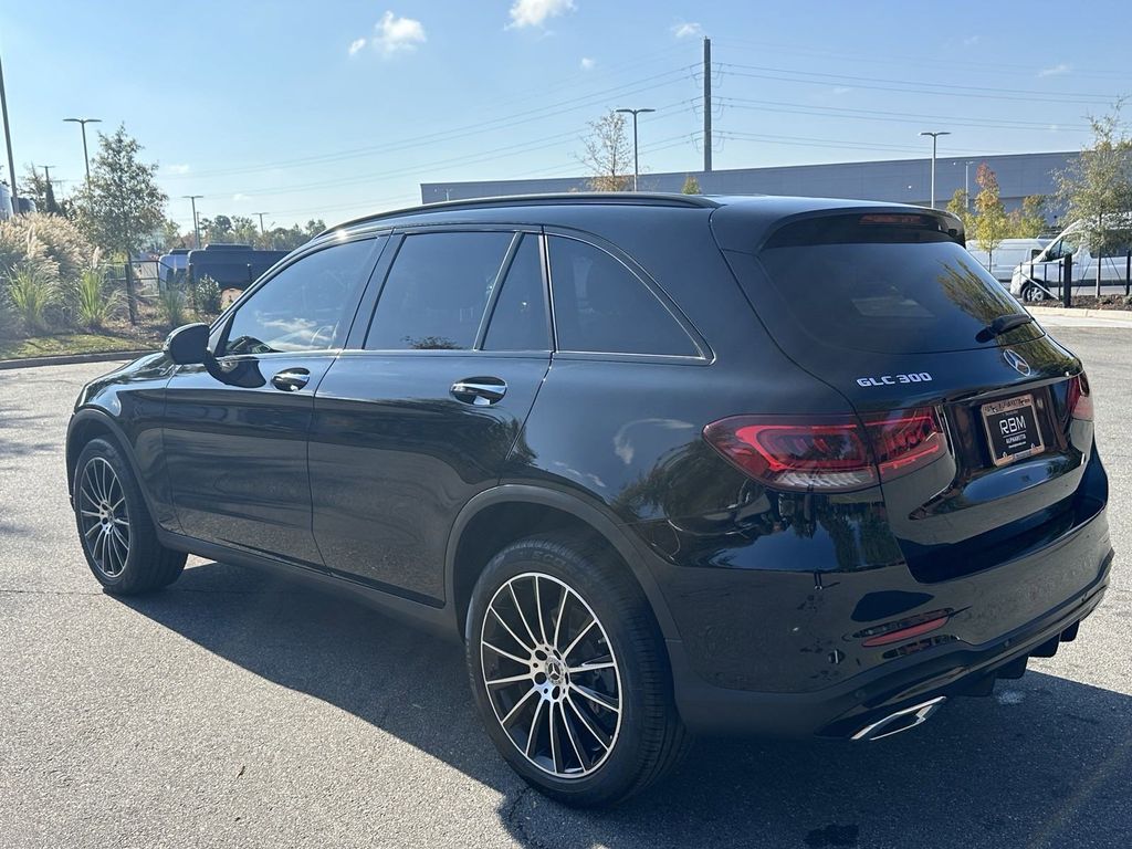 2022 Mercedes-Benz GLC GLC 300 5