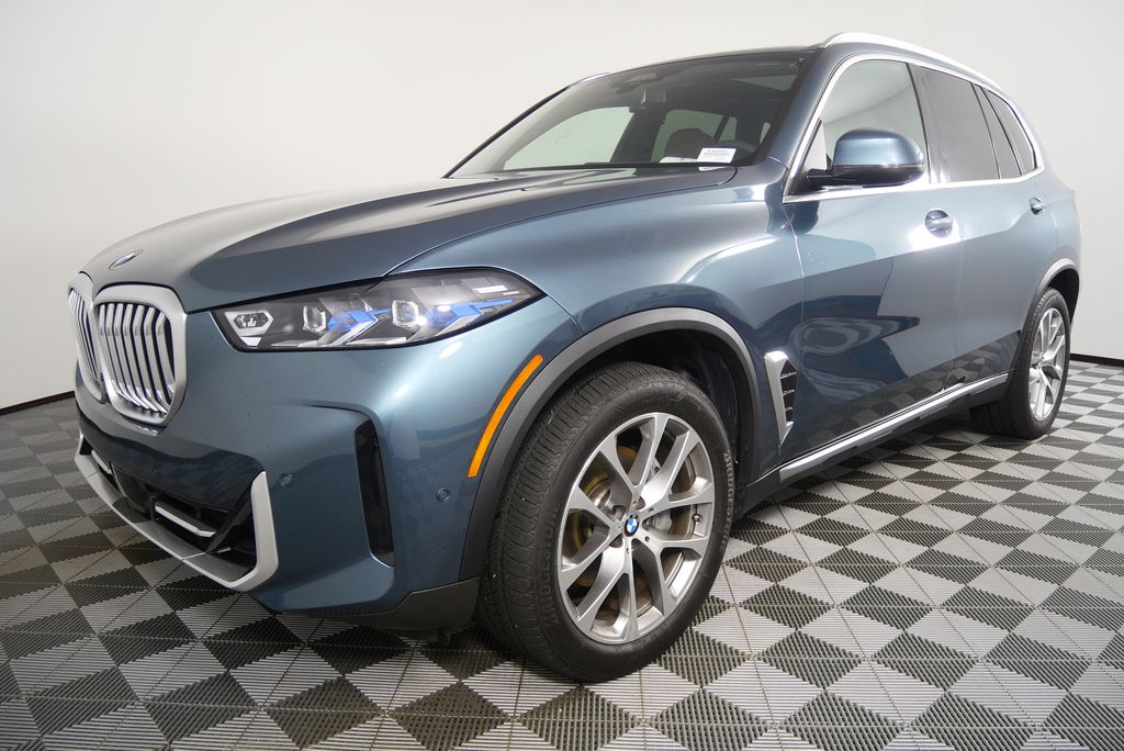 Thumbnail: 2024 BMW X5 - 8