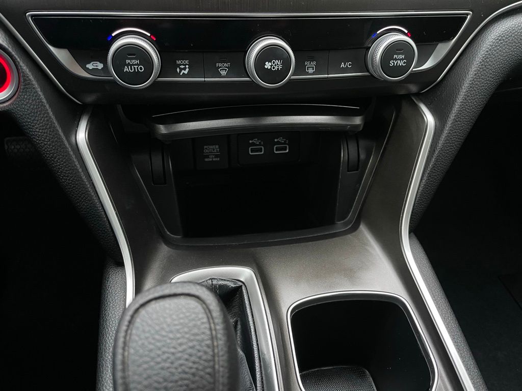 Thumbnail: 2022 Honda Accord - 19