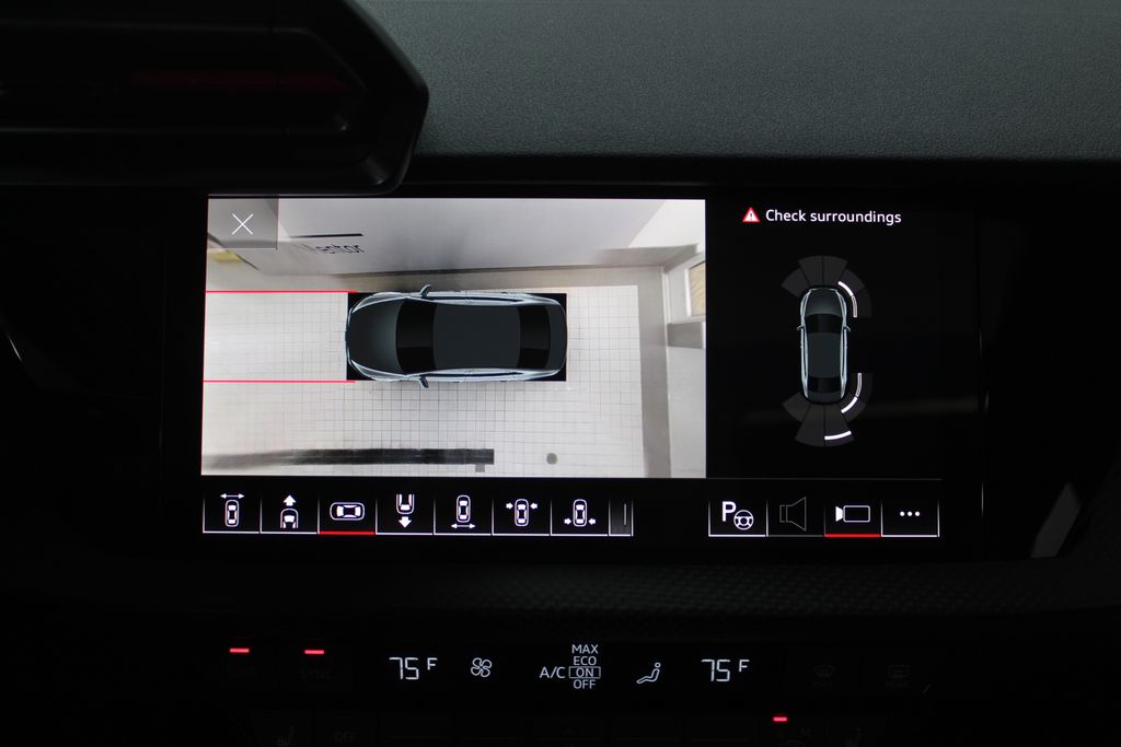 Thumbnail: 2025 Audi RS 3 - 26