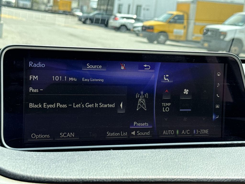 Thumbnail: 2019 Lexus RX - 5
