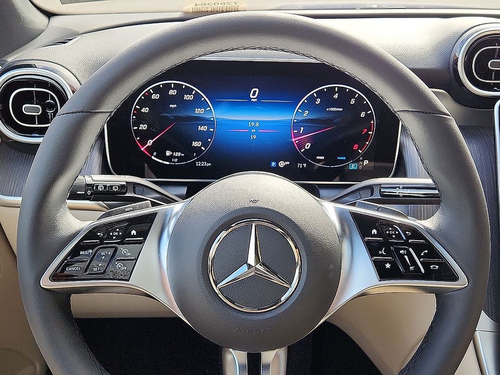 Thumbnail: 2026 Mercedes-Benz GLC - 14
