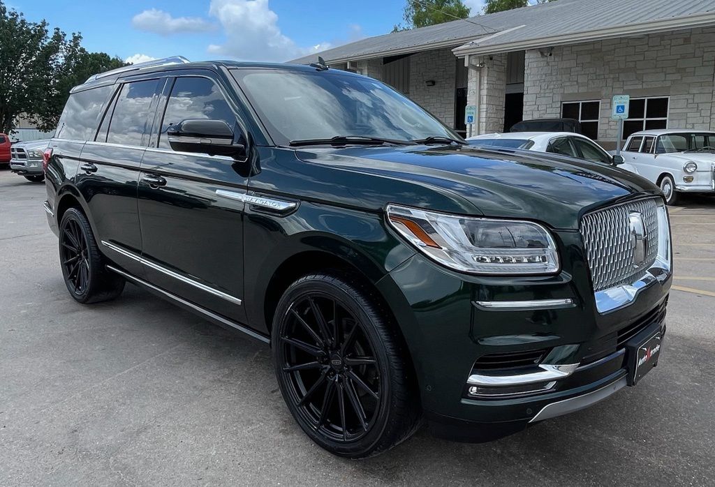 2021 Lincoln Navigator Reserve Green at Traditions Chevrolet