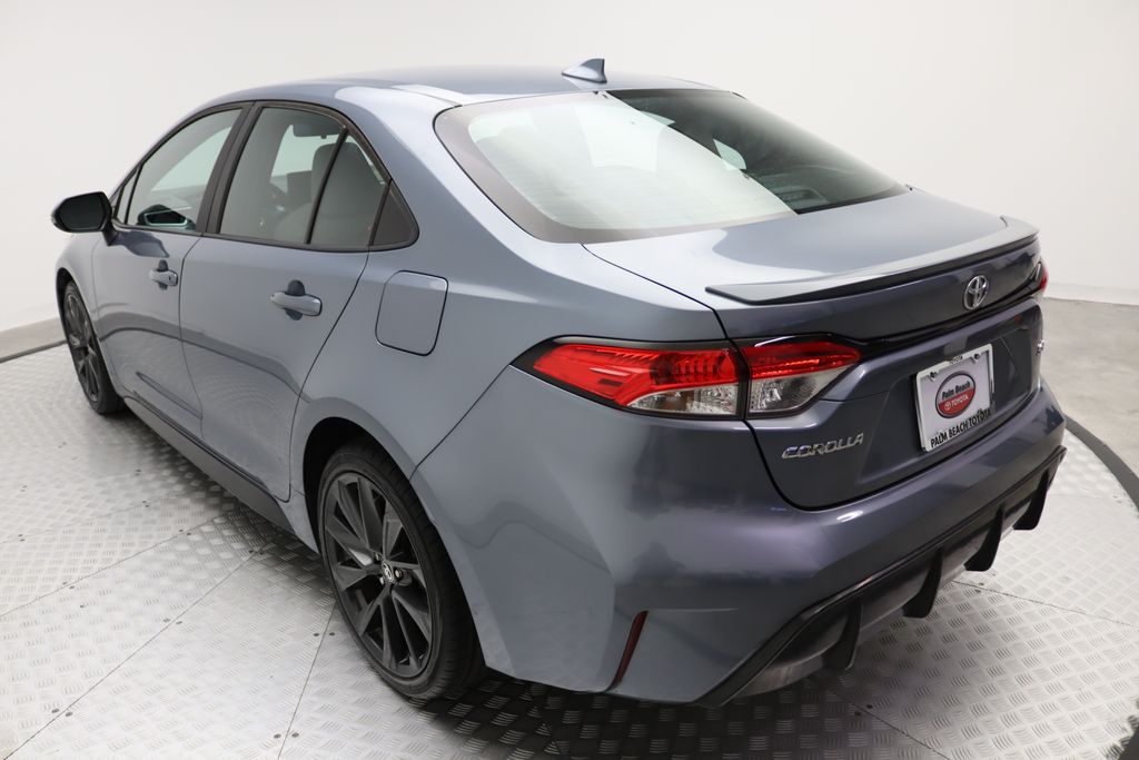 Thumbnail: 2023 Toyota Corolla - 11