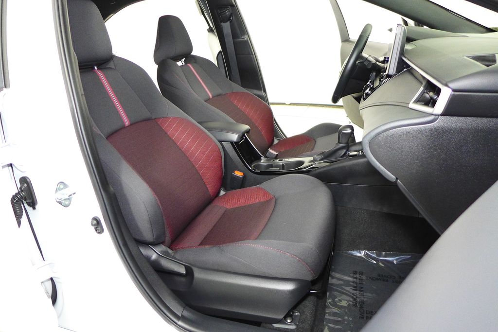 2023 Toyota Corolla SE 19