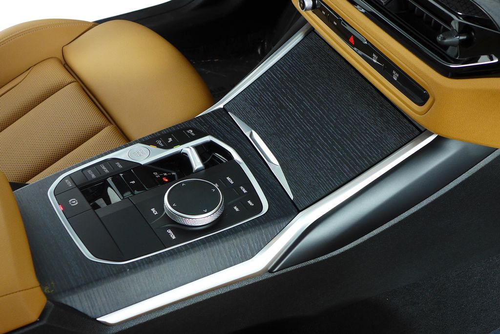 Thumbnail: 2025 BMW 3 Series - 15