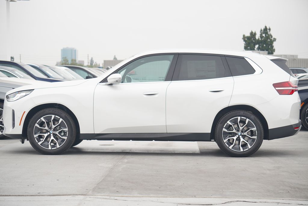 Thumbnail: 2025 BMW X3 - 4