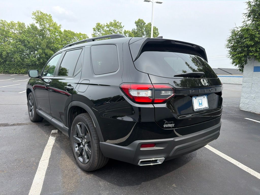 Thumbnail: 2025 Honda Pilot - 3