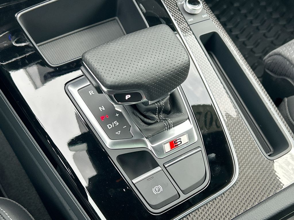 Thumbnail: 2024 Audi SQ5 - 20