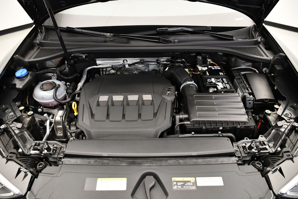 Thumbnail: 2024 Audi Q3 - 12