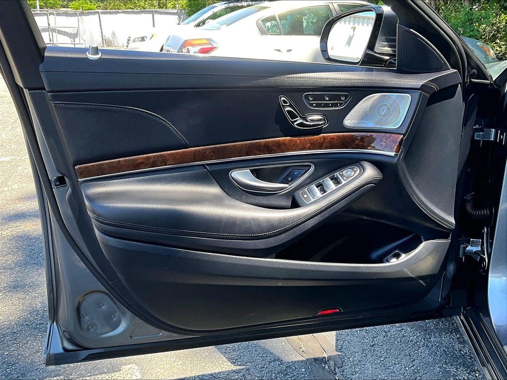2018 Mercedes-Benz S-Class — photo 9