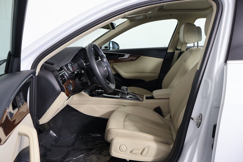 Thumbnail: 2023 Audi A4 - 10