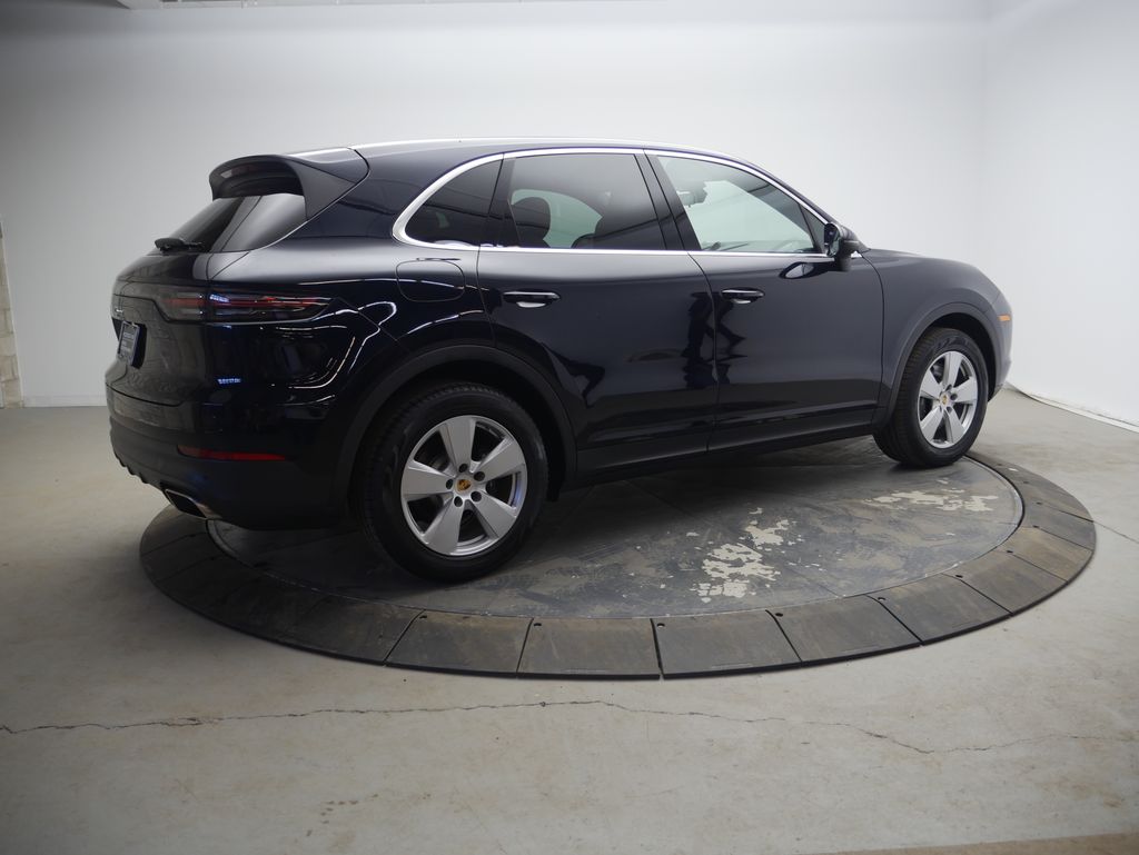 Thumbnail: 2023 Porsche Cayenne - 7