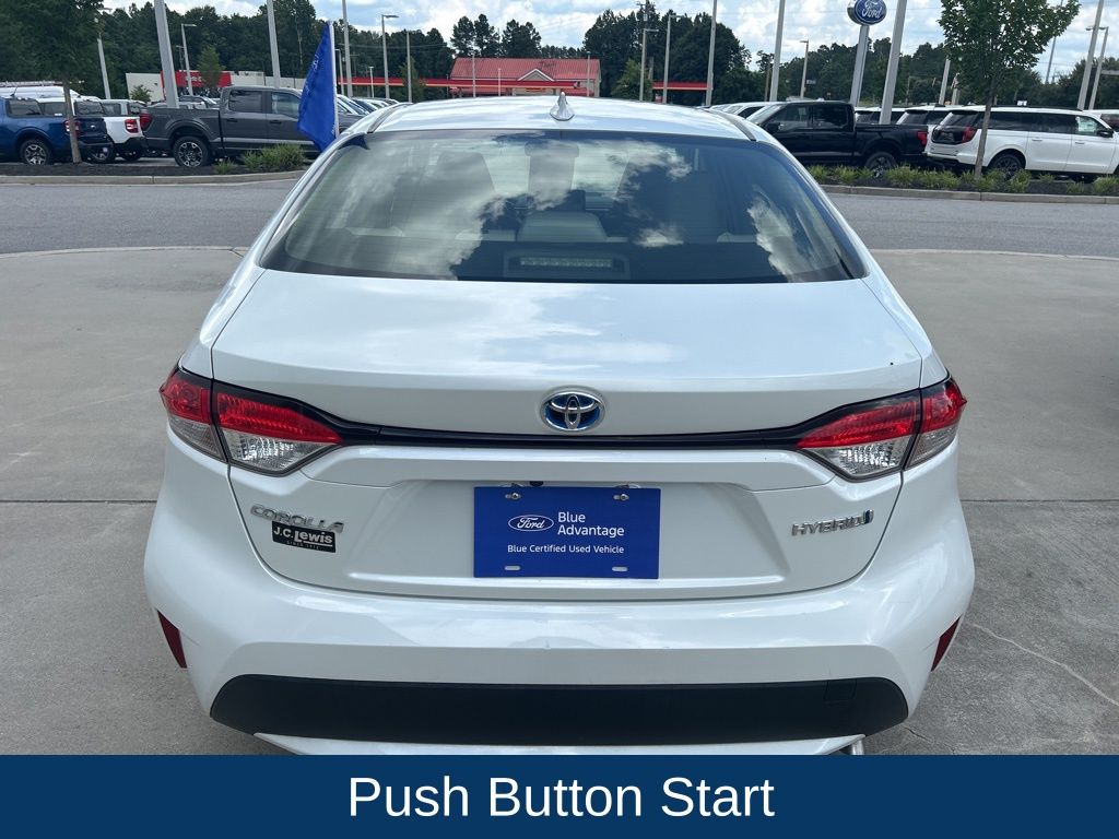 2022 Toyota Corolla Hybrid LE