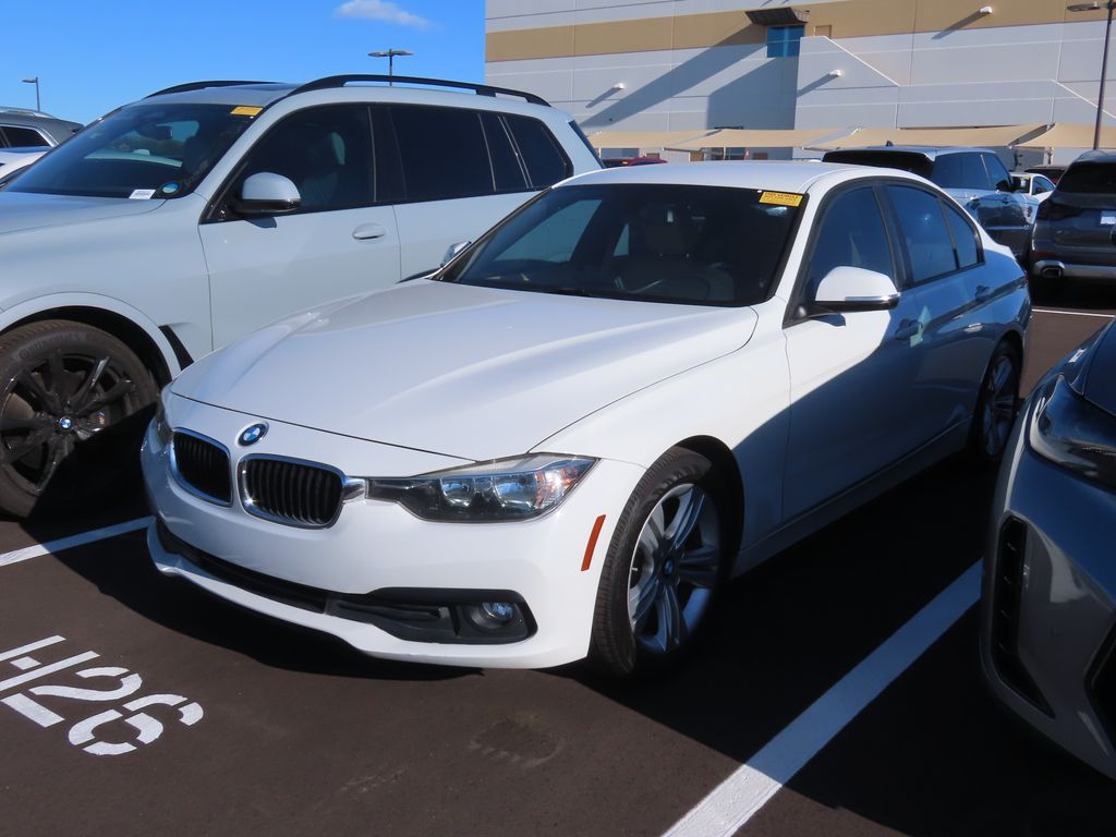 Thumbnail: 2016 BMW 3 Series - 2