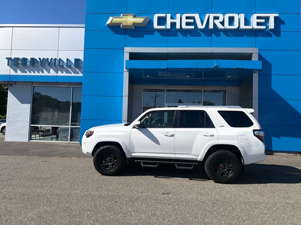 2018 Toyota 4Runner SR5 4WD