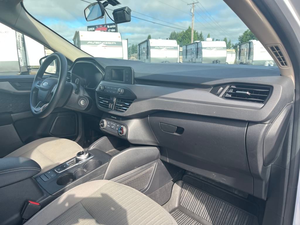 2020 Oxford White Ford Escape S AWD SUV