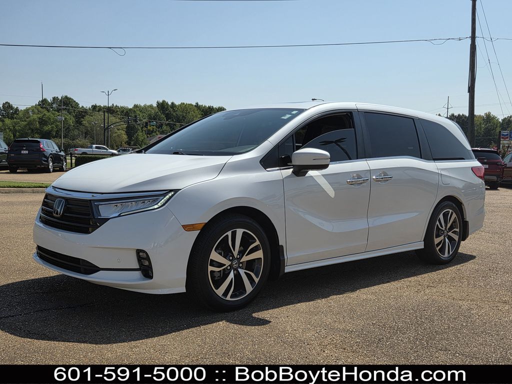 Platinum White Pearl 2022 Honda Odyssey Minivan Front-Wheel Drive Automatic