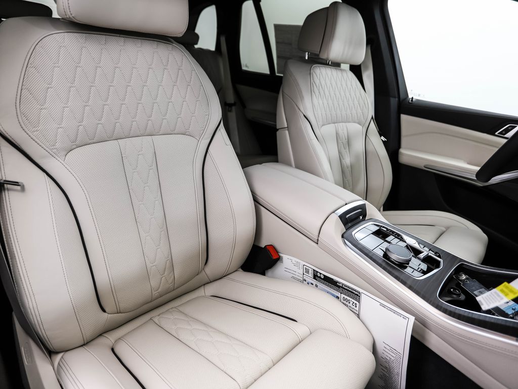 Thumbnail: 2026 BMW X5 - 31