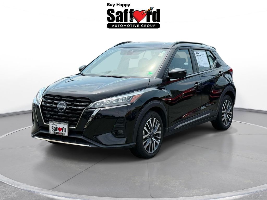 2024 Nissan Kicks SR