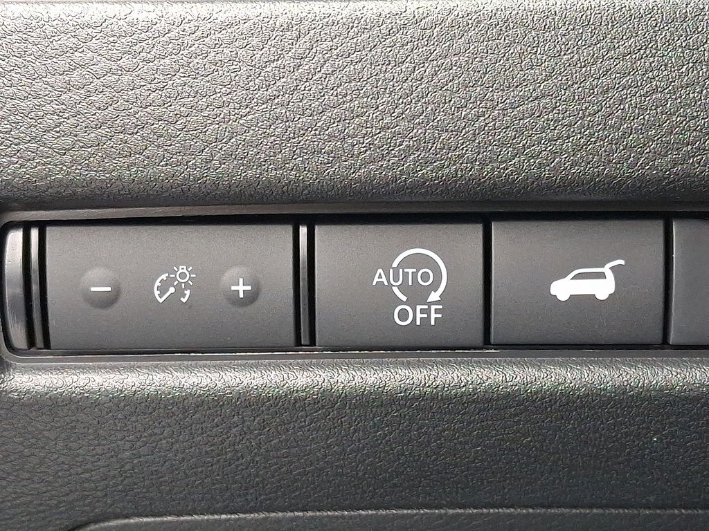 2026 Nissan Rogue — photo 17