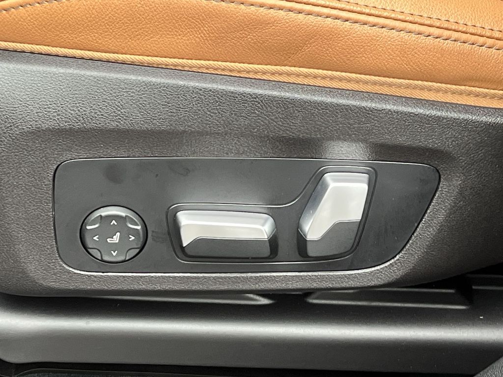 Thumbnail: 2023 BMW X3 - 12