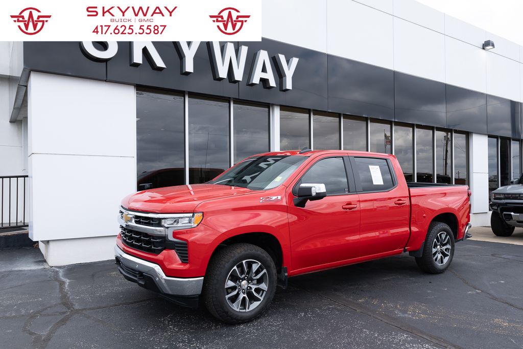 2025 Chevrolet Silverado 1500 LT Crew Cab 4WD