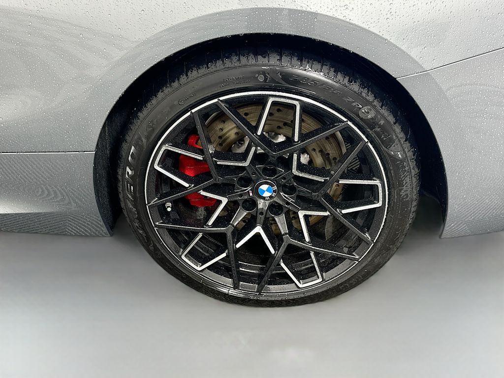 Thumbnail: 2025 BMW M8 - 22