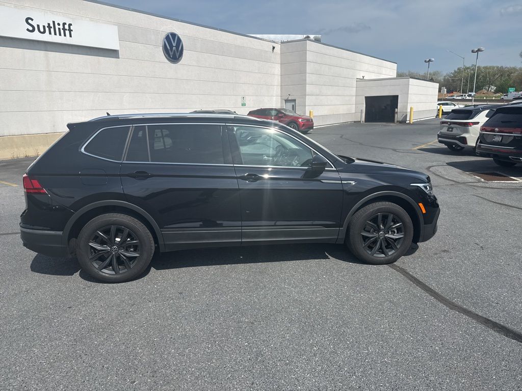 2024 Volkswagen Tiguan 2.0T SE Black at Sutliff Volkswagen