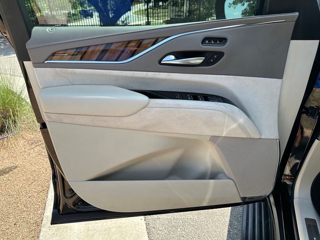 Used Car 2022 Cadillac Escalade  Sport Platinum For Sale Under $70,000 In Austin, Texas